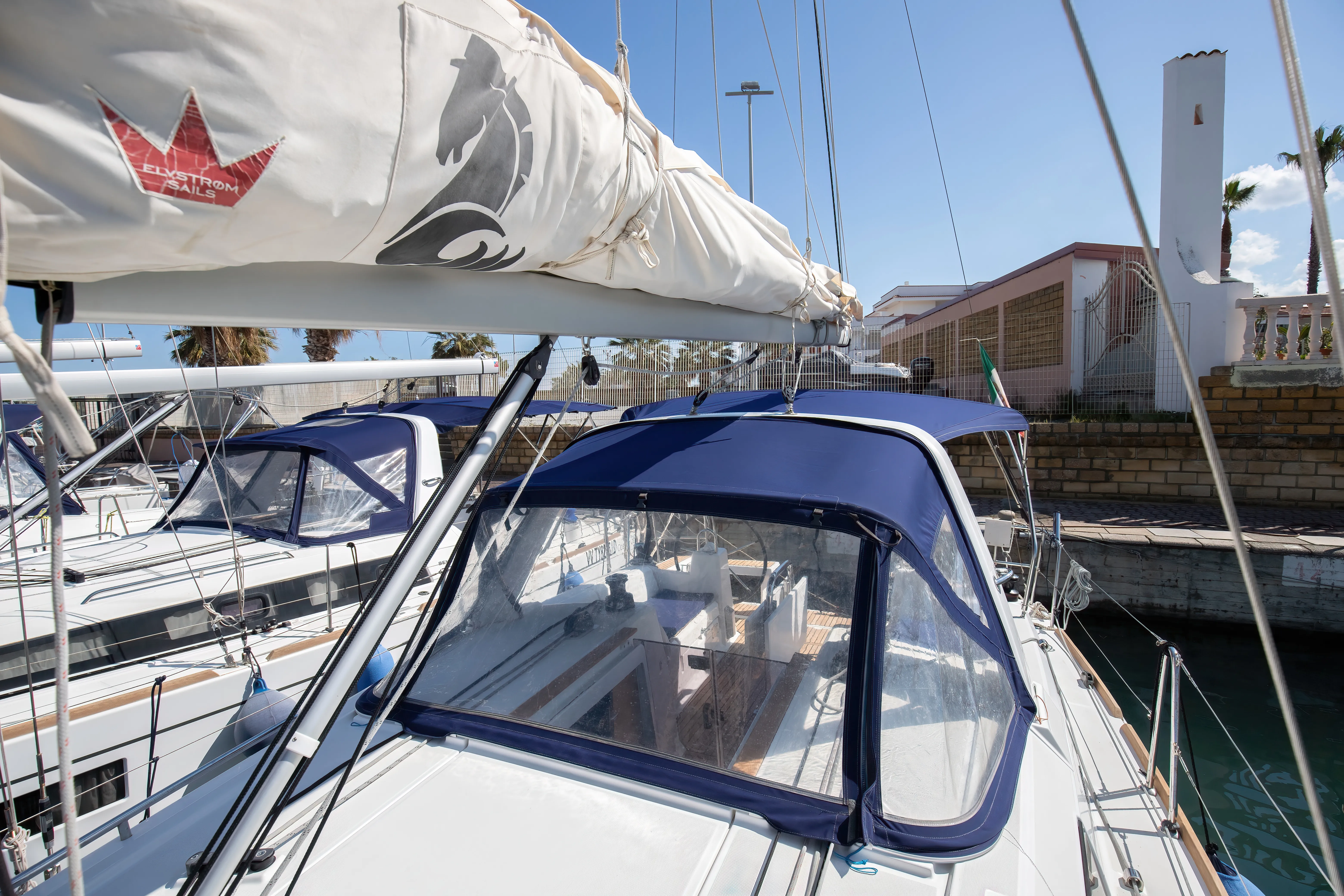 Oceanis 35.1 Levante - Standard line — фотография яхты 19