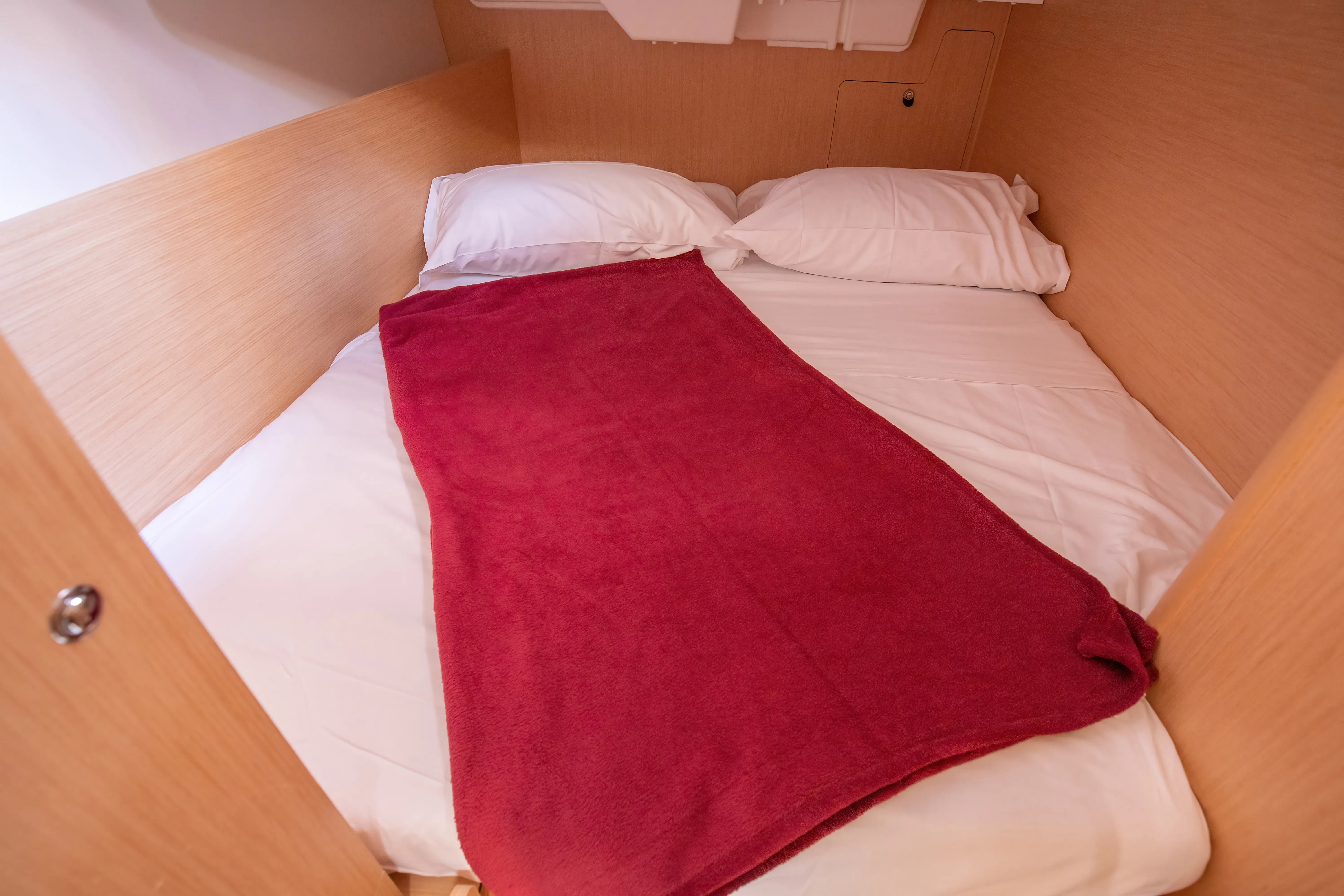 Oceanis 35.1 Levante - Standard line — фотография яхты 23