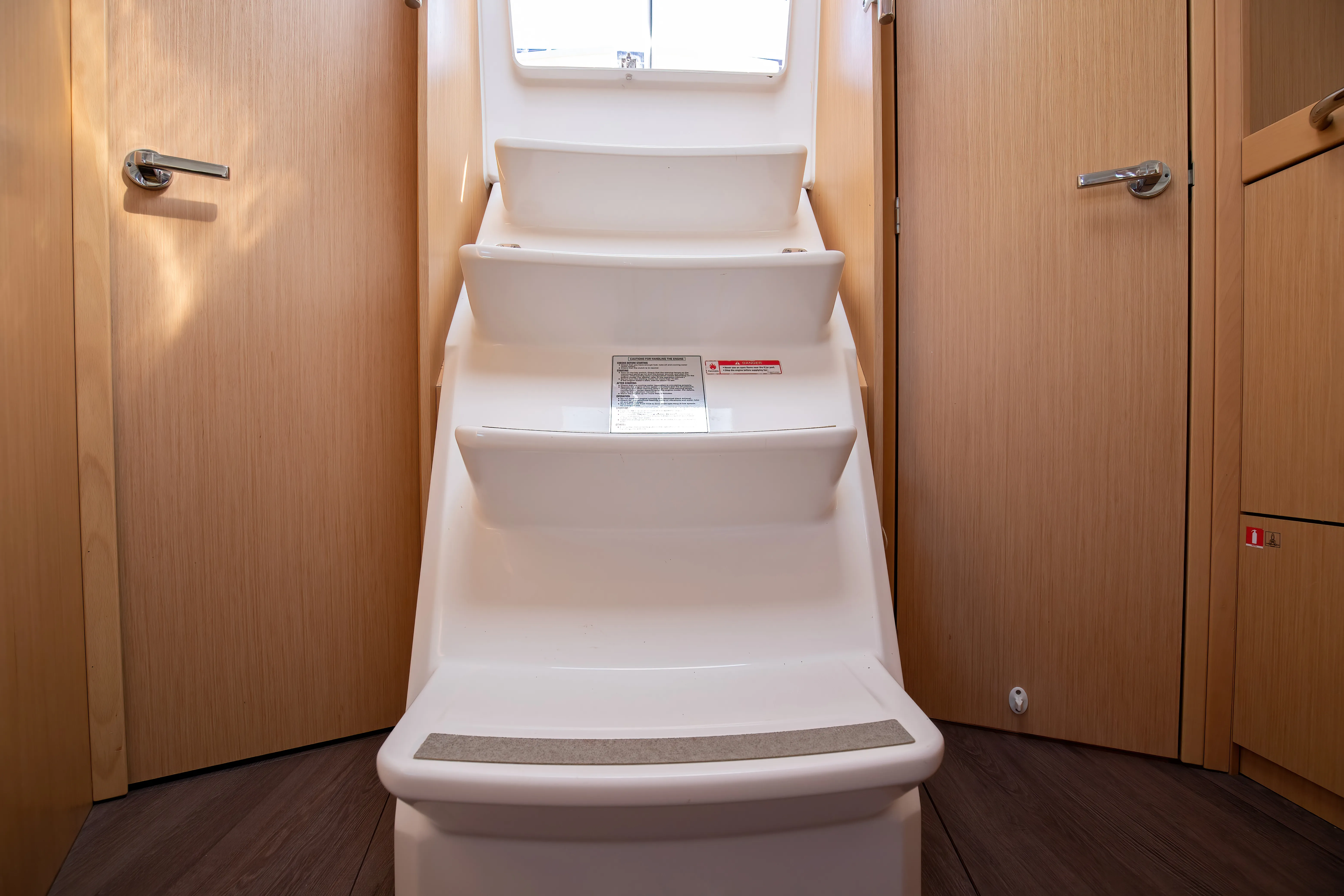 Oceanis 35.1 Levante - Standard line — фотография яхты 3