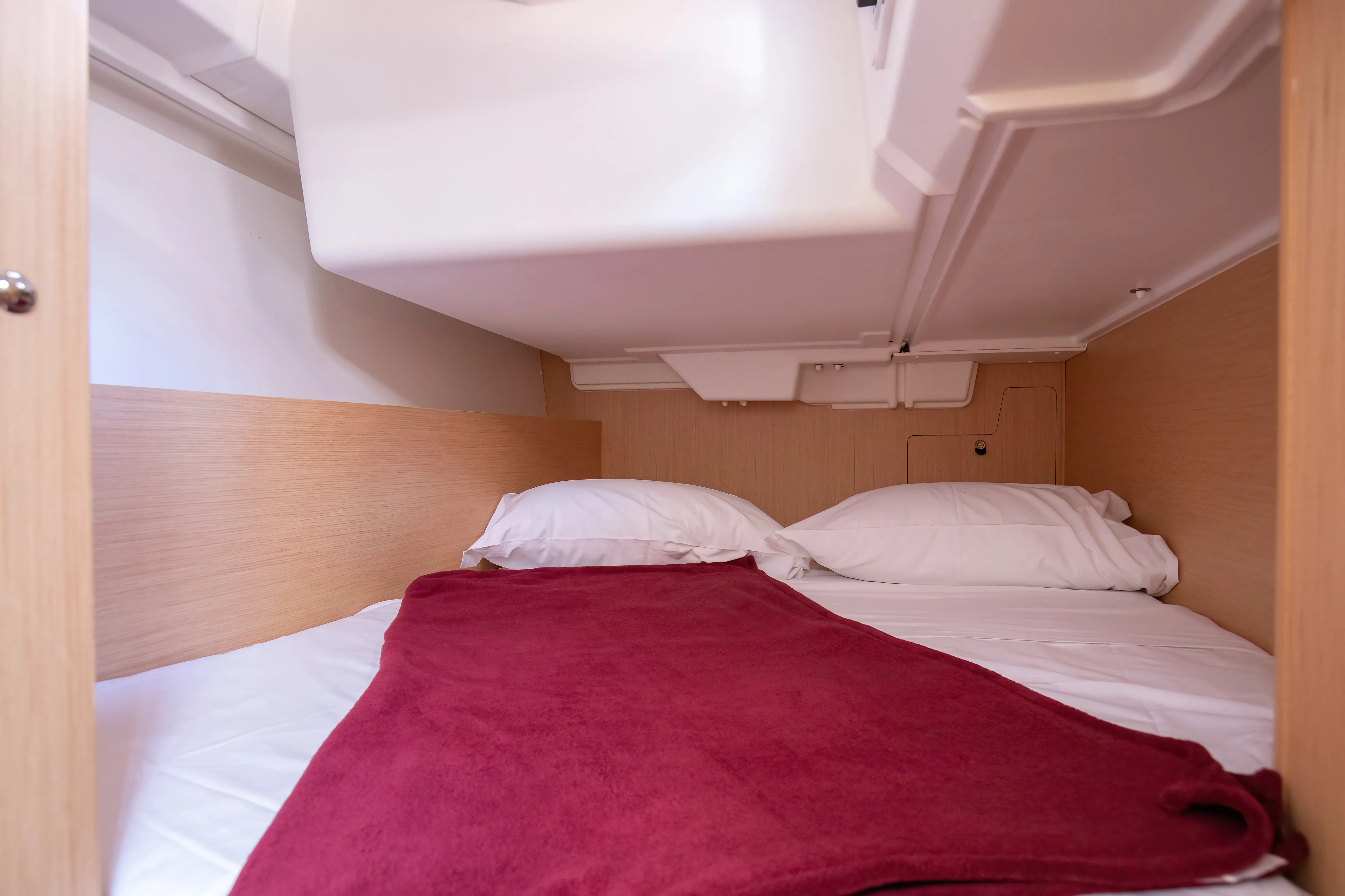 Oceanis 35.1 Levante - Standard line — фотография яхты 9