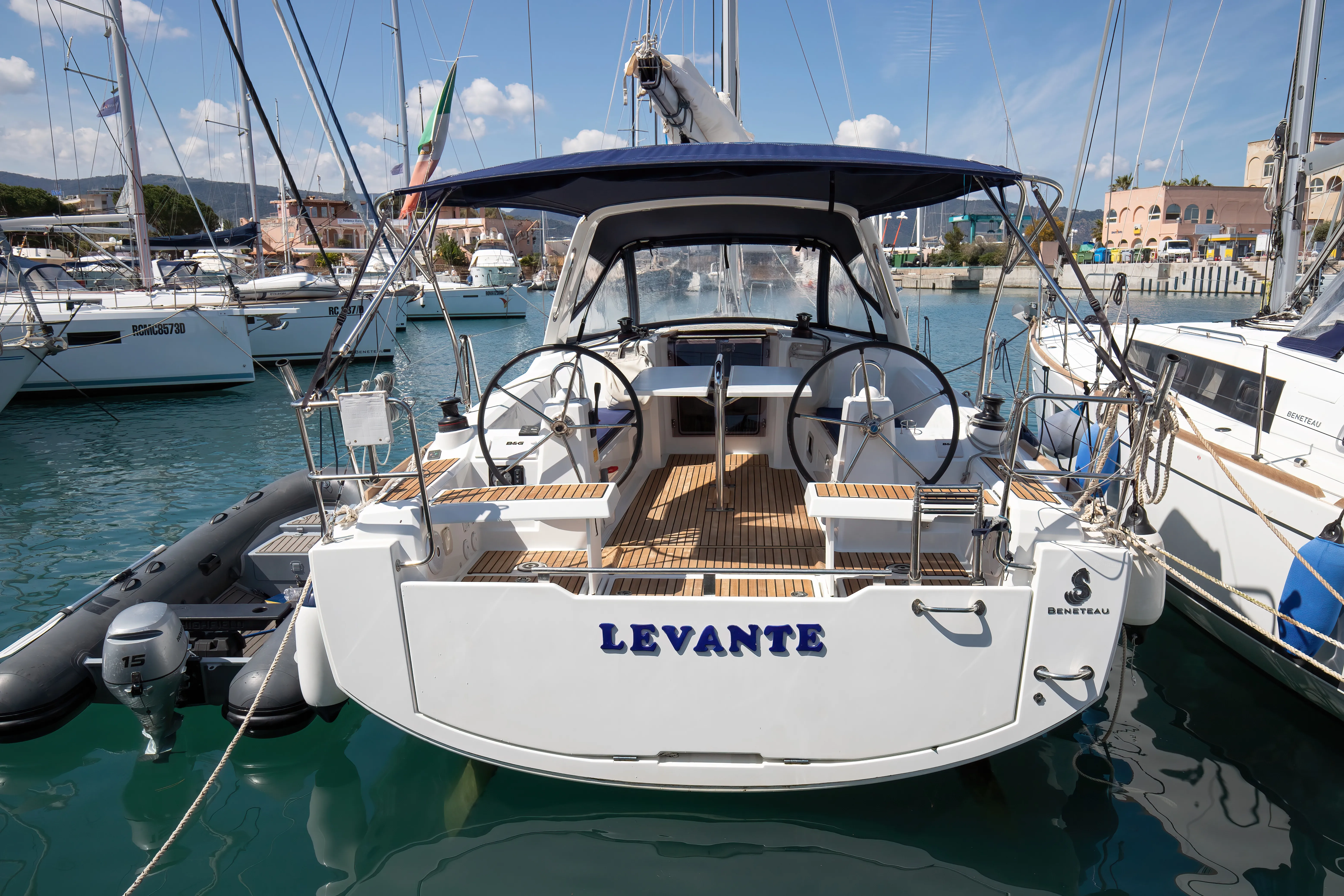 Oceanis 35.1 Levante - Standard line — фотография яхты 14