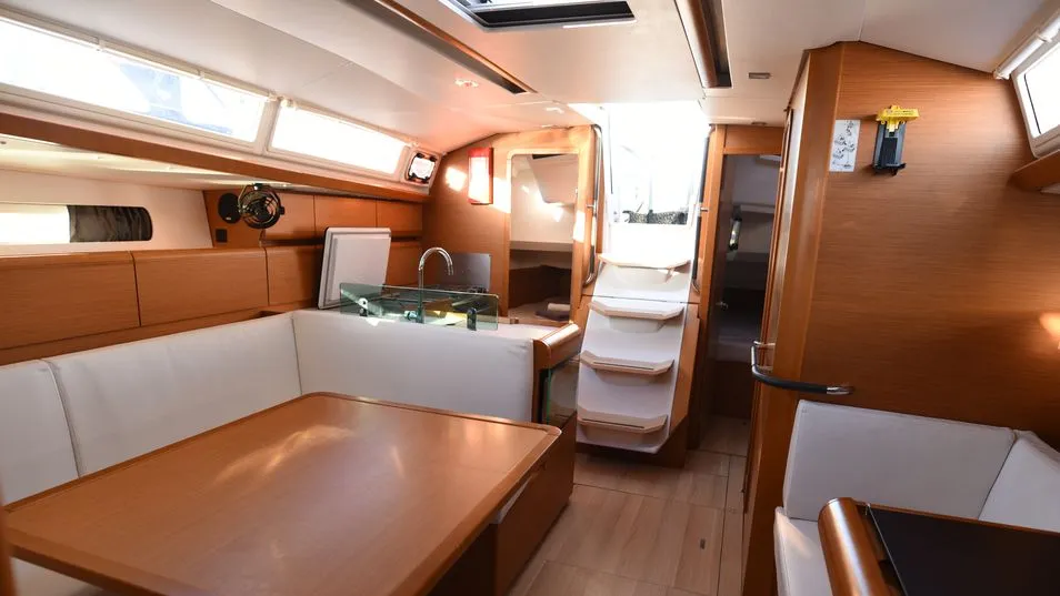 Sun Odyssey 419 Eulimene — фотография яхты 13