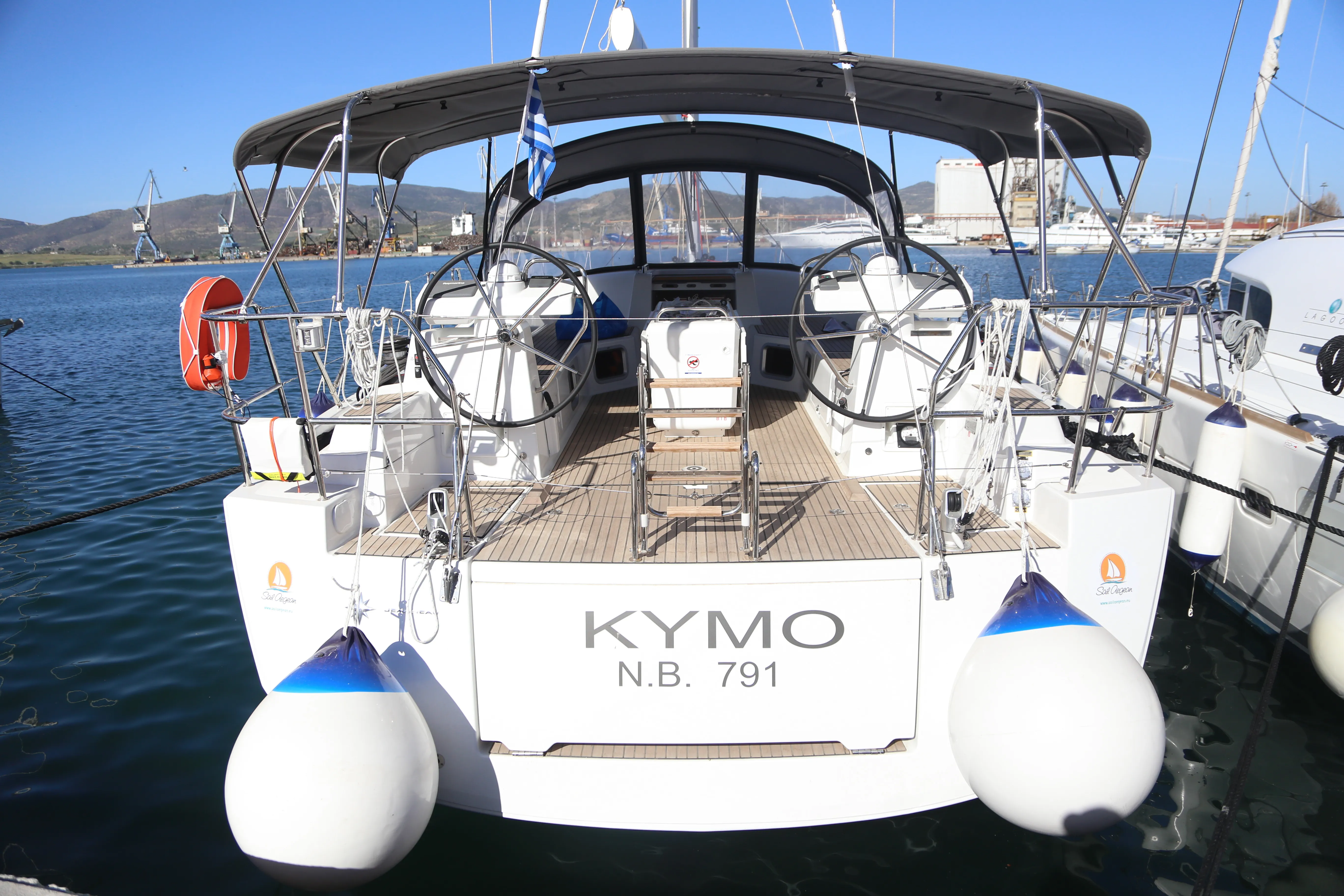 Jeanneau 54 Kymo — фотография яхты 19