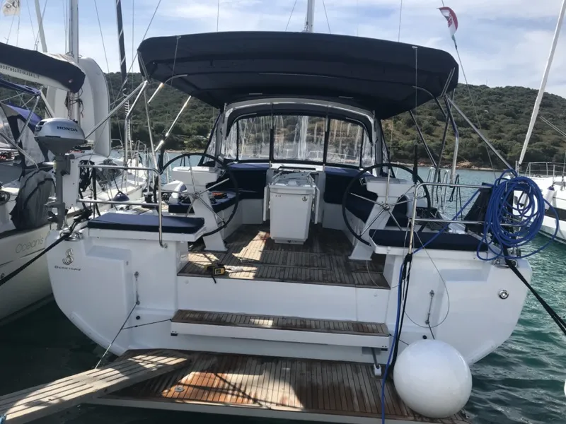 Oceanis 46.1 Becrux — фотография яхты 19