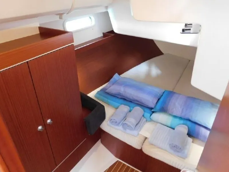 Hanse 415 Mickey — foto dello yacht n. 2
