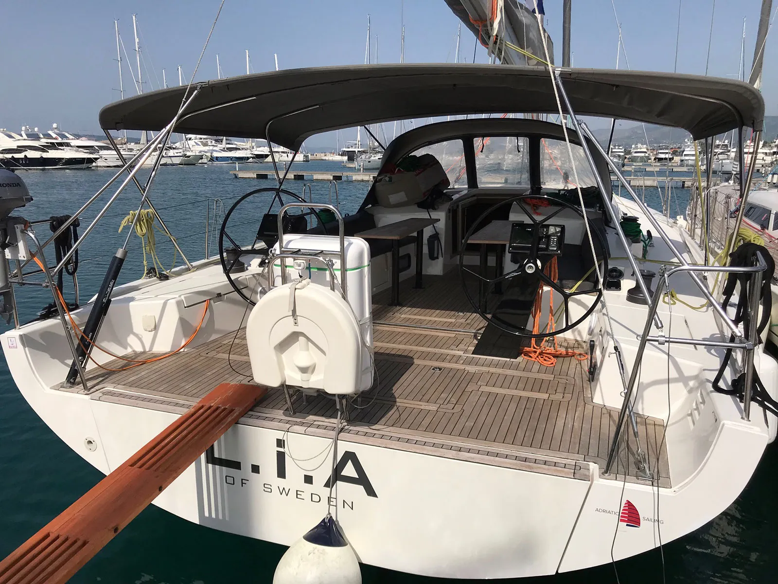 More 55 LIA OF SWEDEN — yacht photo 7