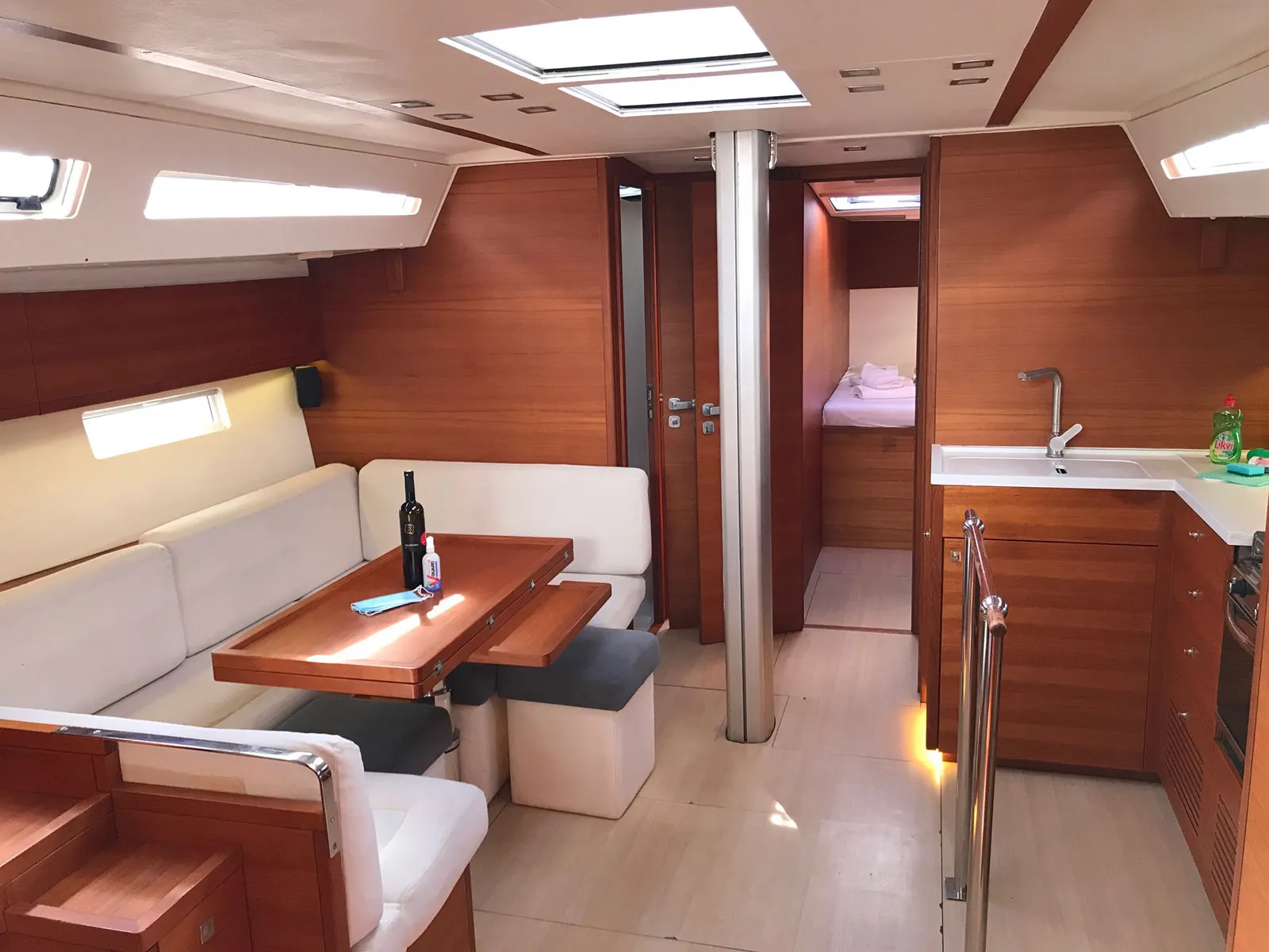 More 55 ATHENE — yacht photo 15