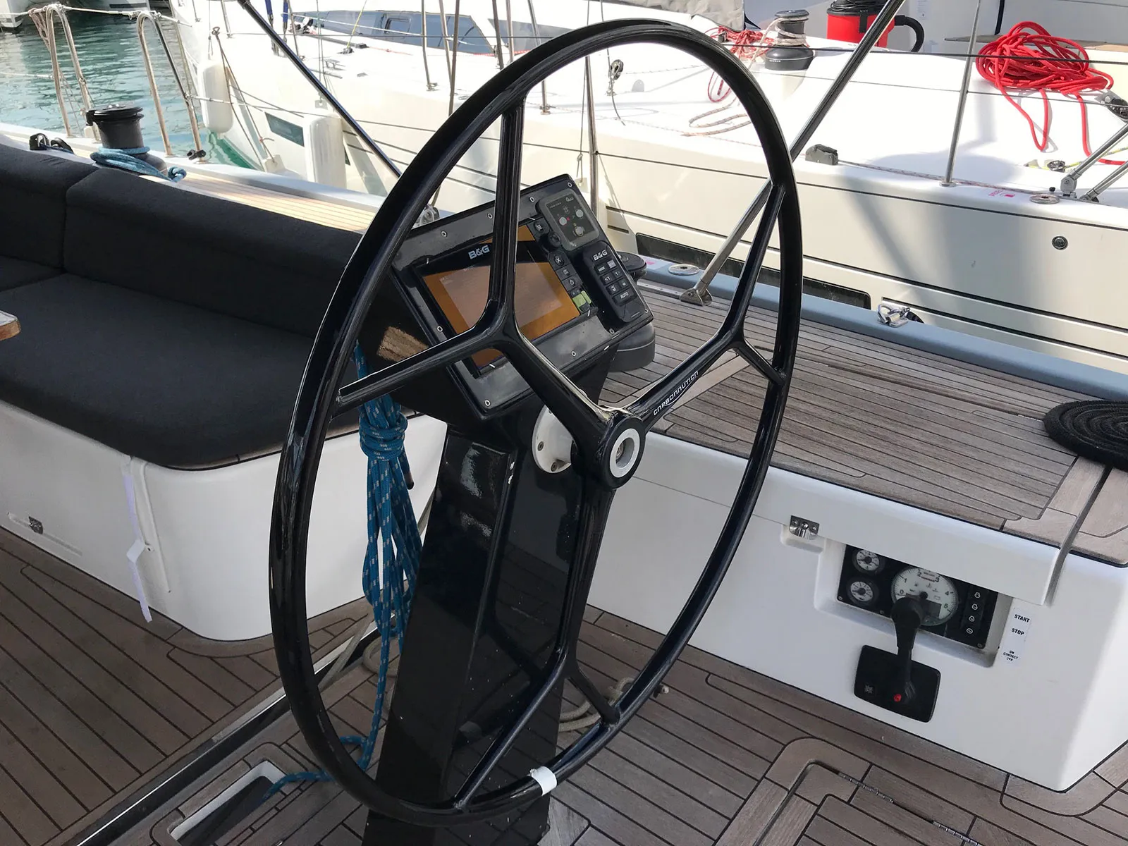 More 55 ATHENE — yacht photo 5