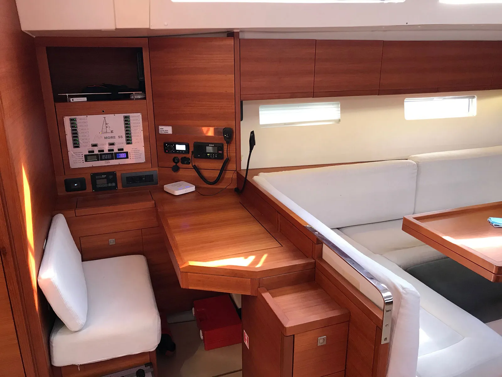 More 55 ATHENE — yacht photo 11