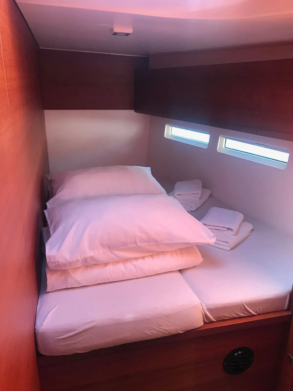 More 55 MORE AMORE — yacht photo 14