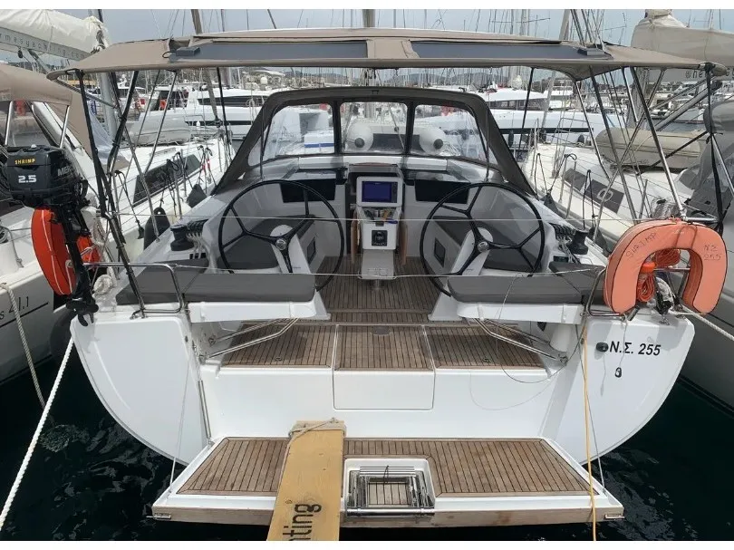 Hanse 418 Shrimp — yacht photo 1