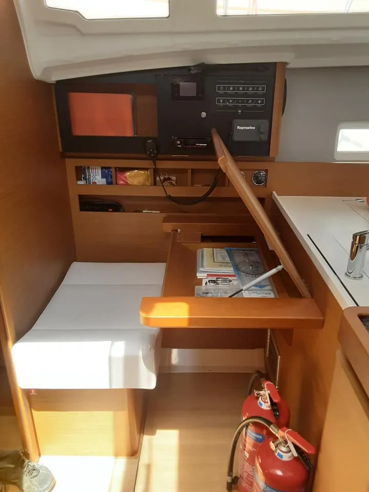 Sun Odyssey 410 Circe — фотография яхты 2