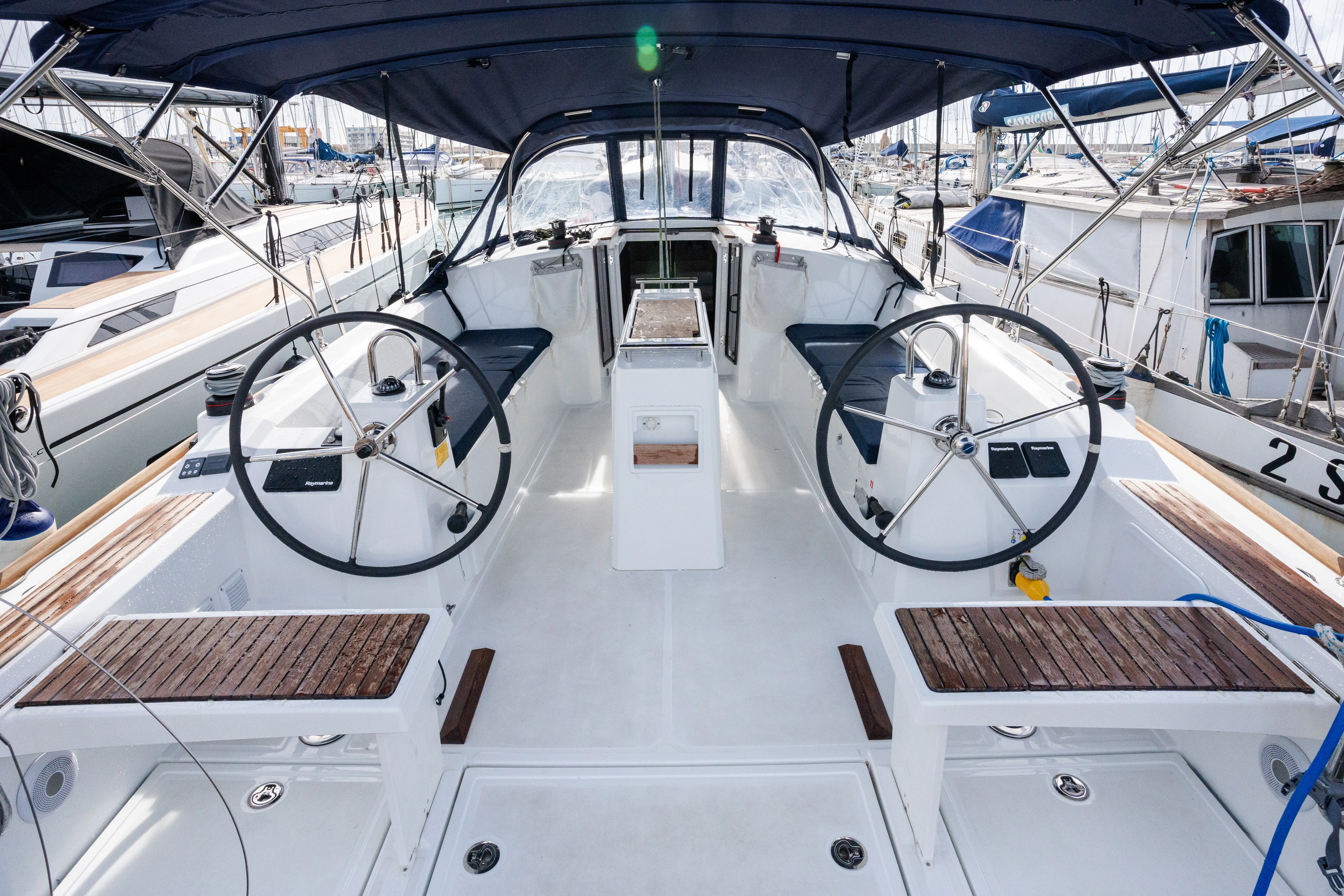 Oceanis 38.1 Meli - Comfort line — yachtbilde 2