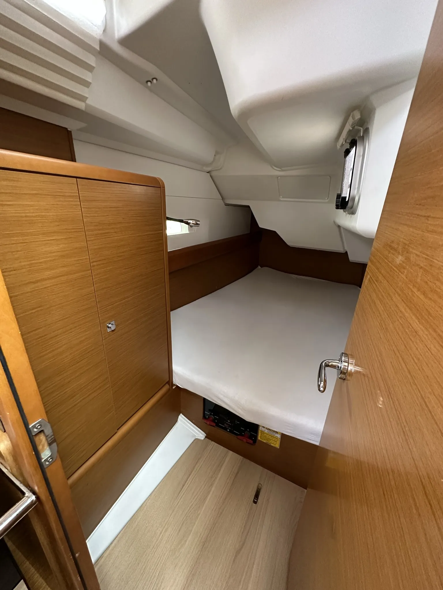 Sun Odyssey 389 Zappa — снимка на яхтата 6
