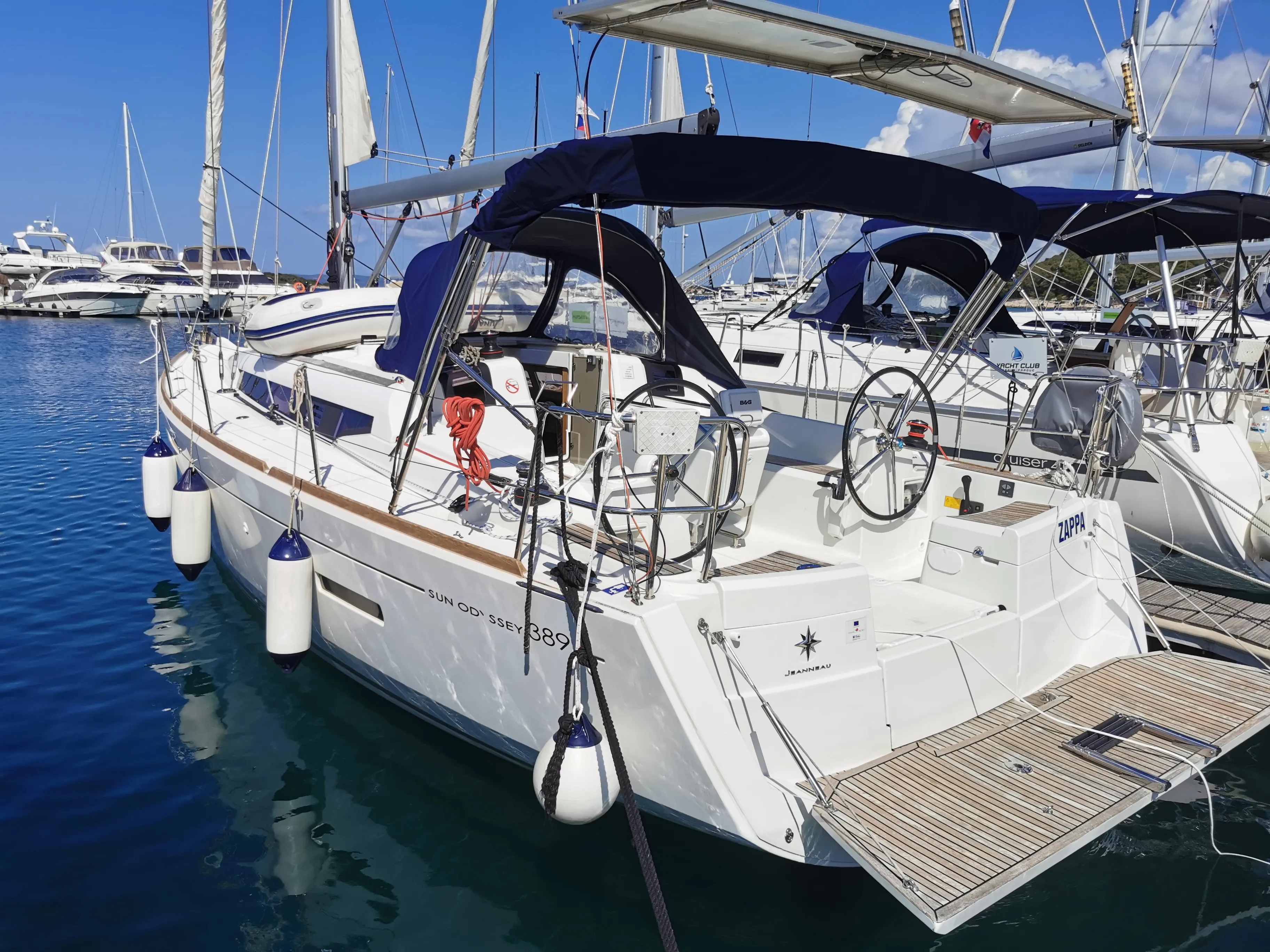 Sun Odyssey 389 Zappa — снимка на яхтата 7