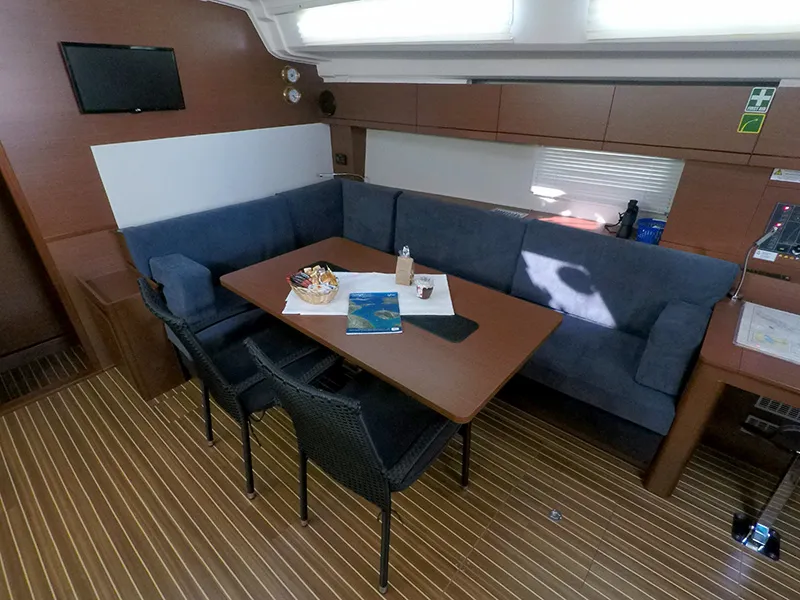 Hanse 508 Alian — yacht photo 5