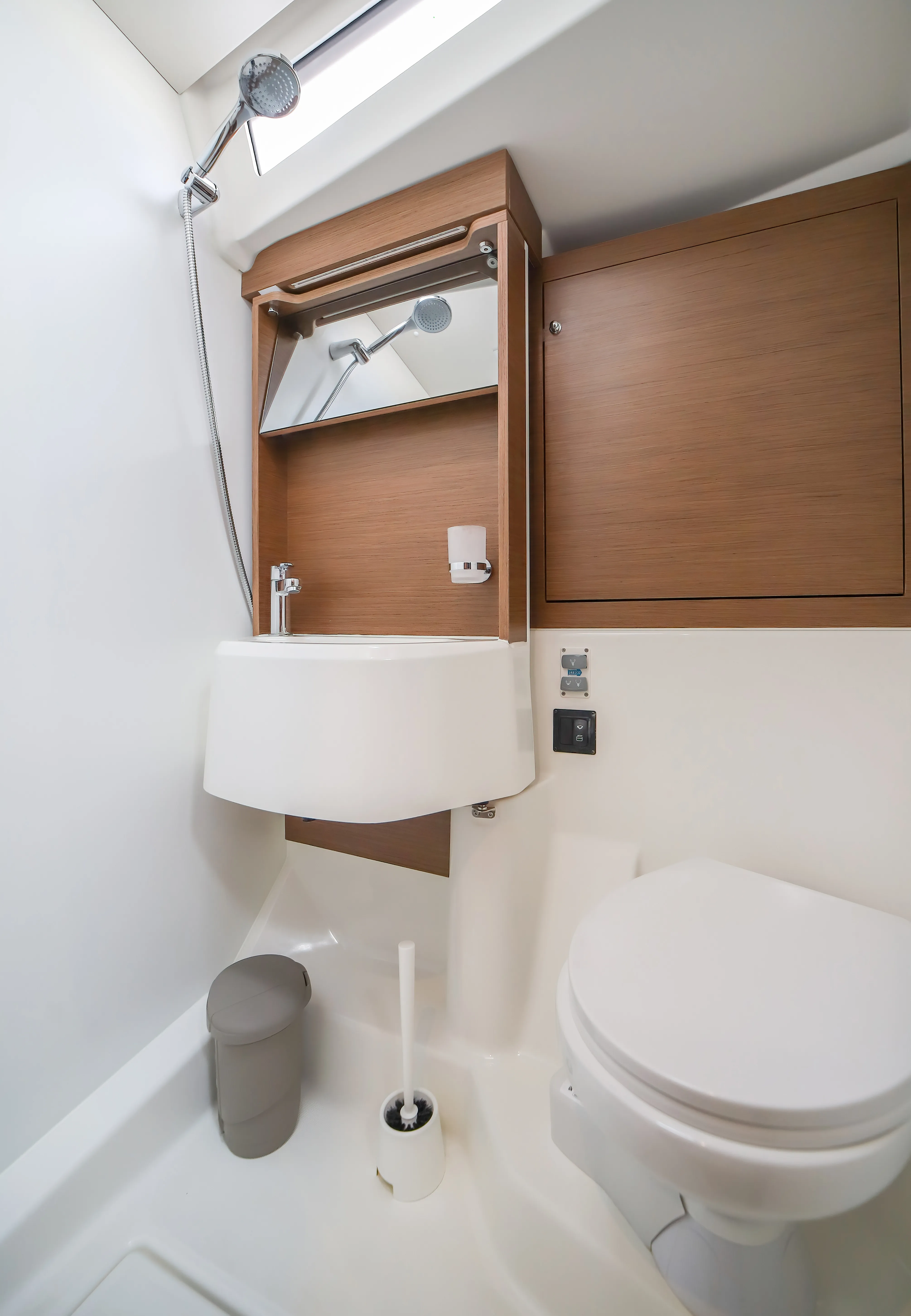 Oceanis 51.1 Artemide - Comfort line — yacht photo 2