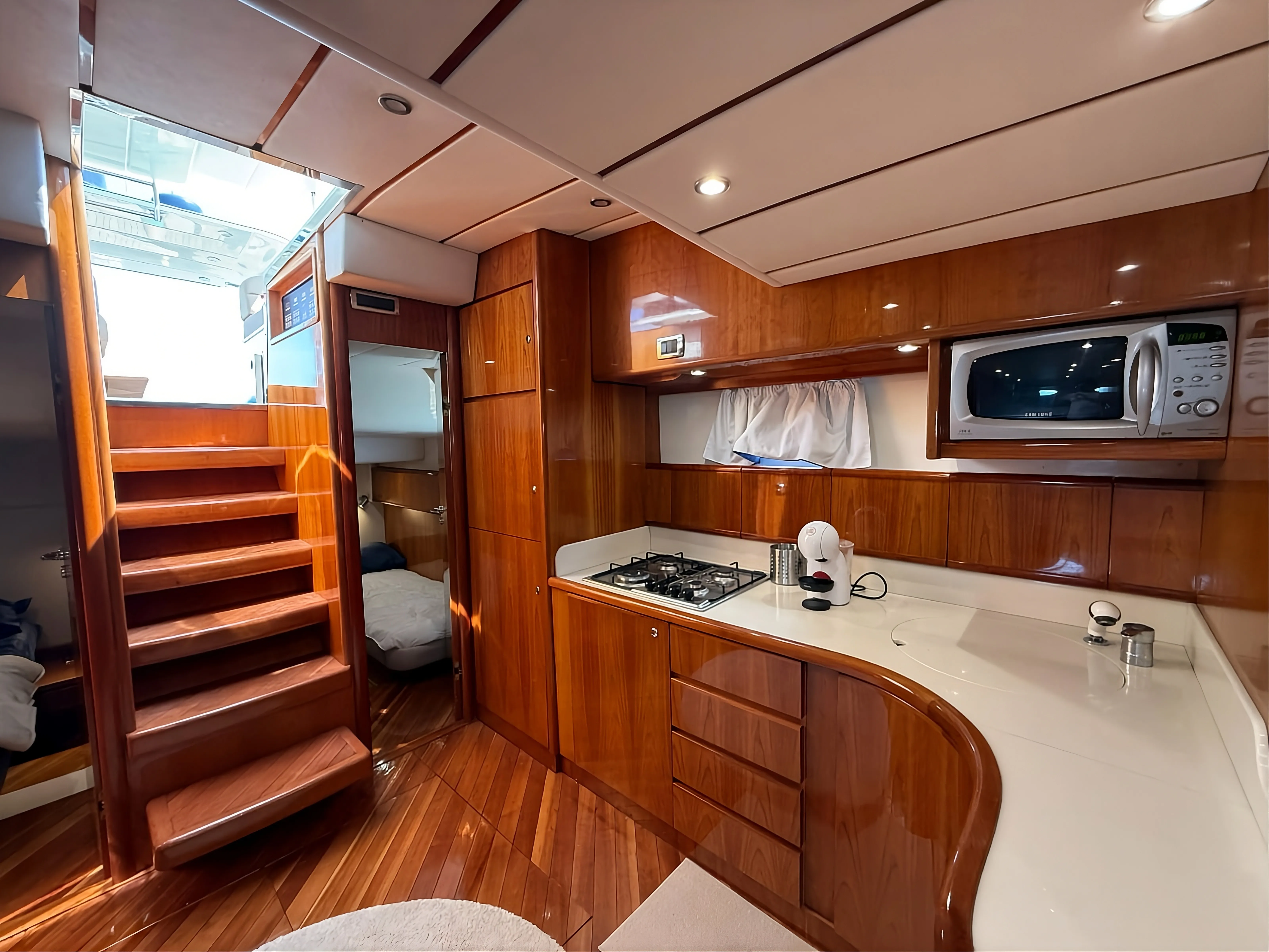 Conam 58S Terry Blue — yacht photo 19