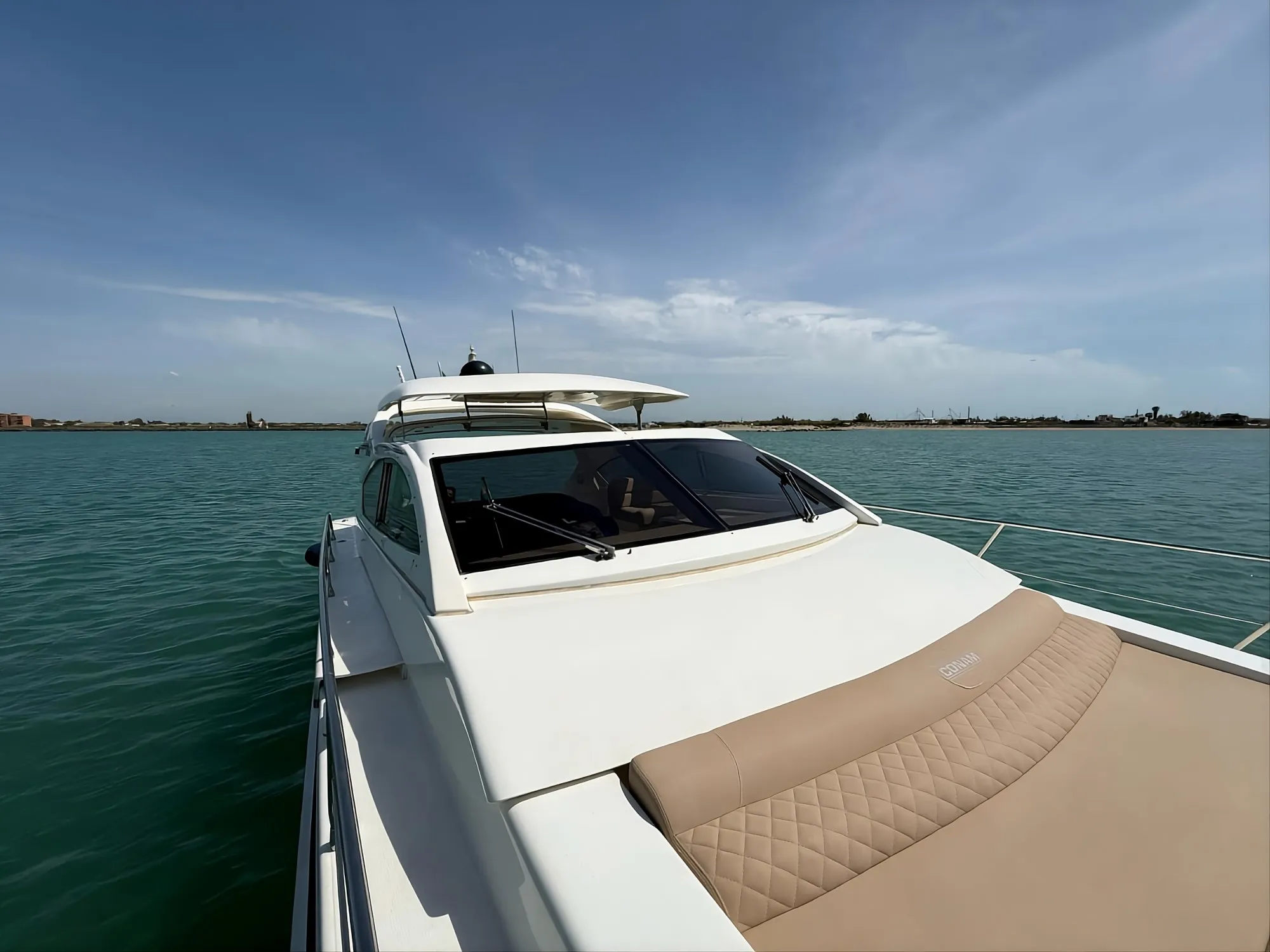 Conam 58S Terry Blue — yacht photo 11