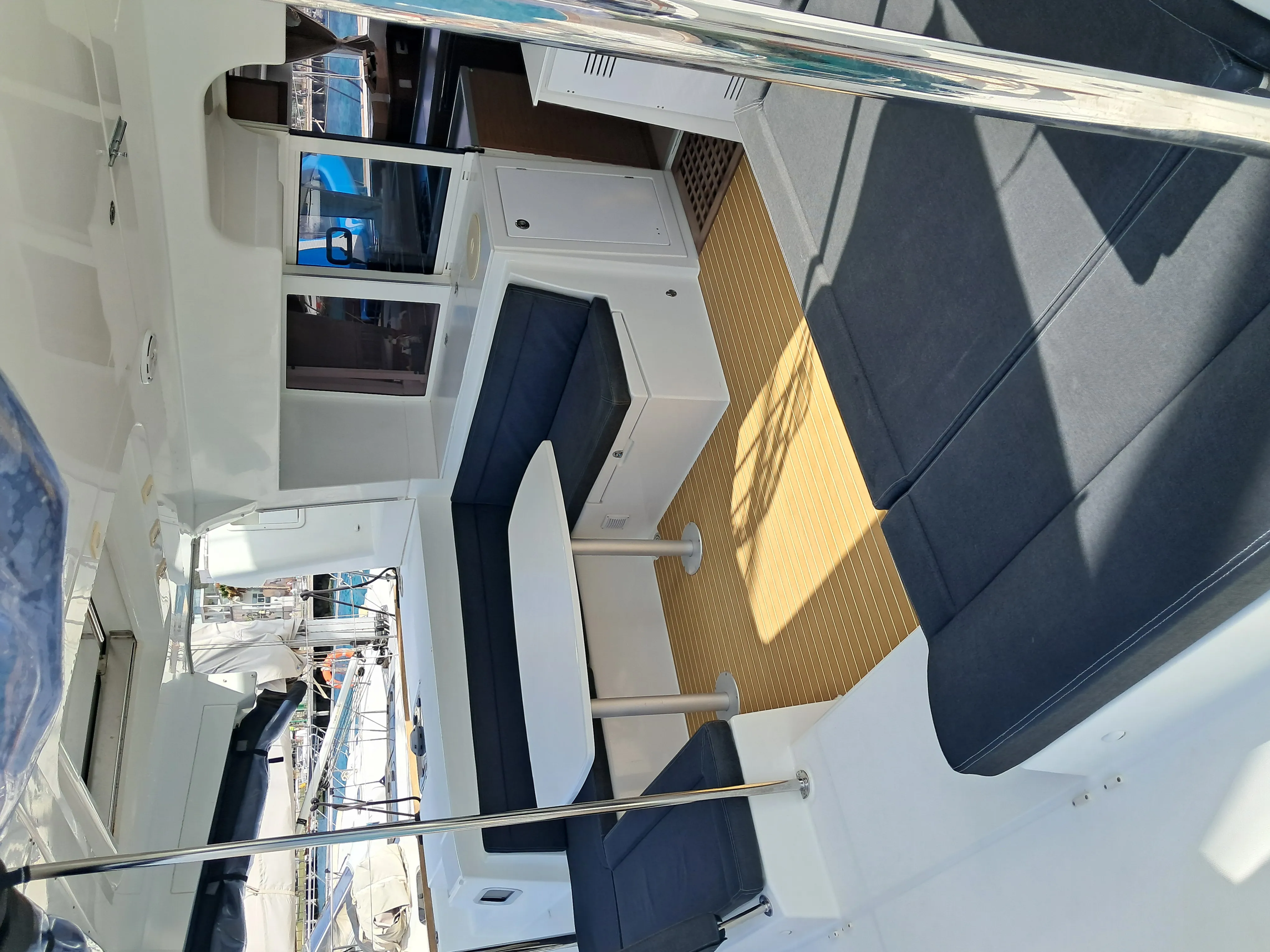 Lagoon 450 Fly Harael — yacht photo 5