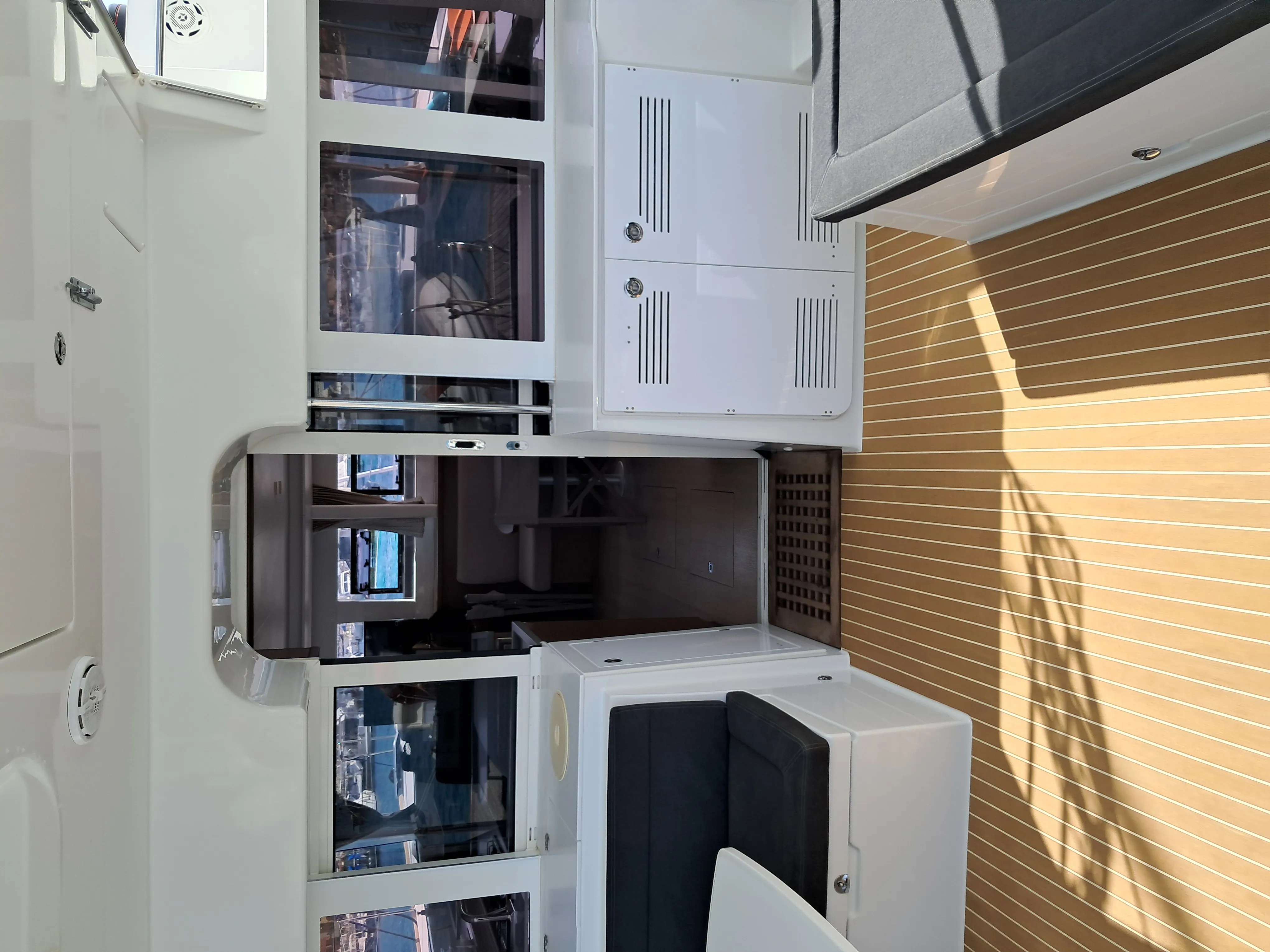 Lagoon 450 Fly Harael — yacht photo 13