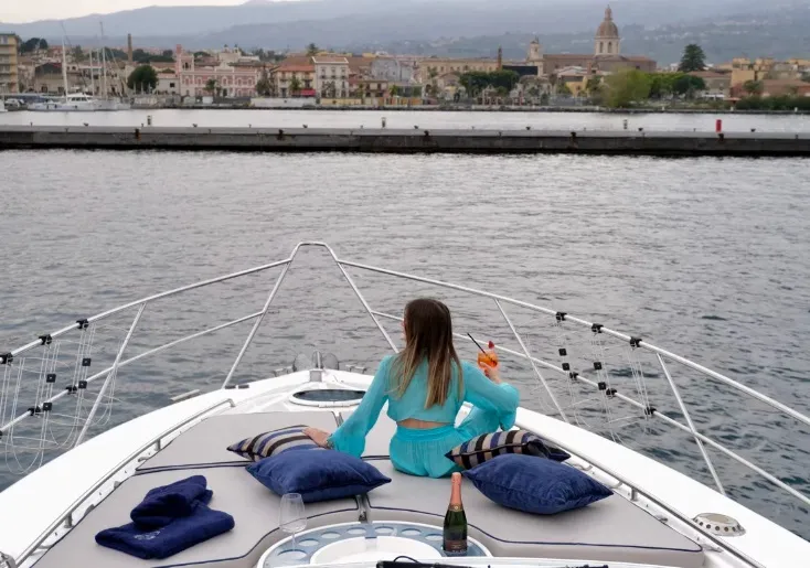 Fairline Squadron 55 Premium — yacht photo 10