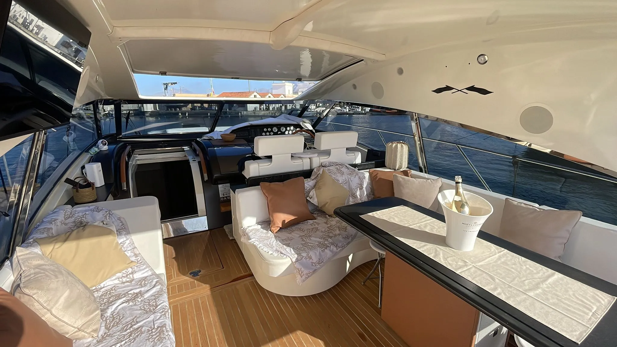 Sarnico 65 Premium — yacht photo 14