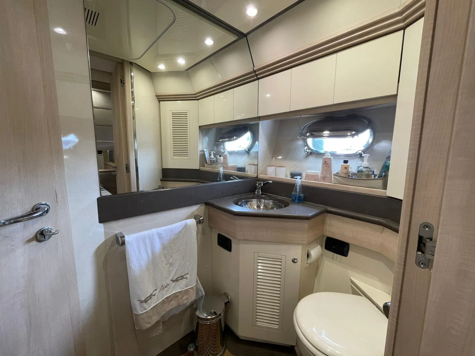 Sarnico 65 Premium — yacht photo 6