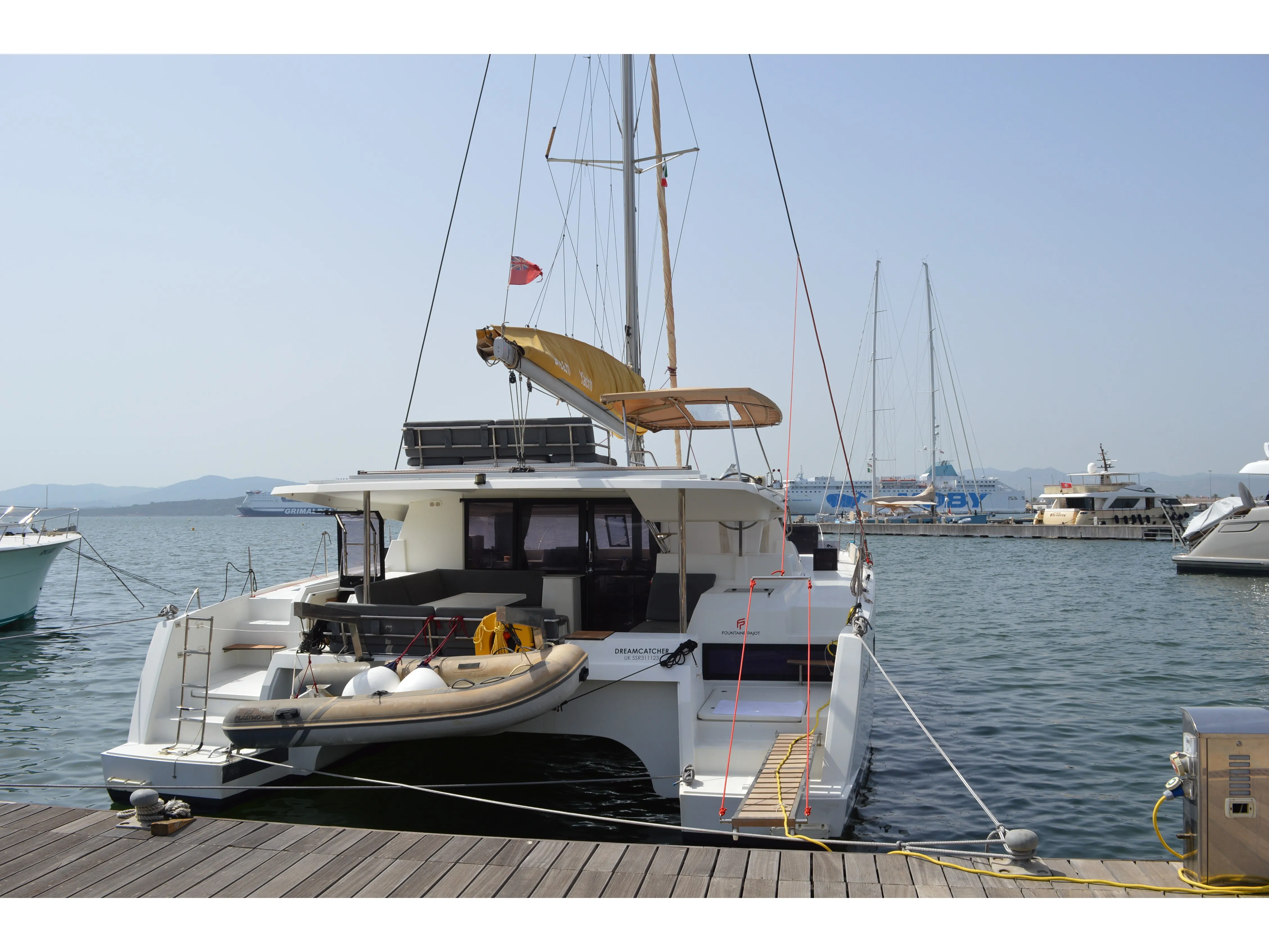 Fountaine Pajot Saona 47 DreamCatcher — фотография яхты 1