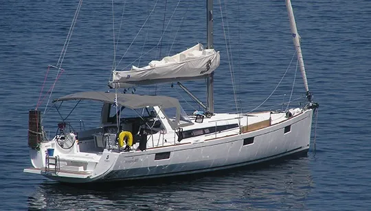 Oceanis 48 Pherousa — фотография яхты 8