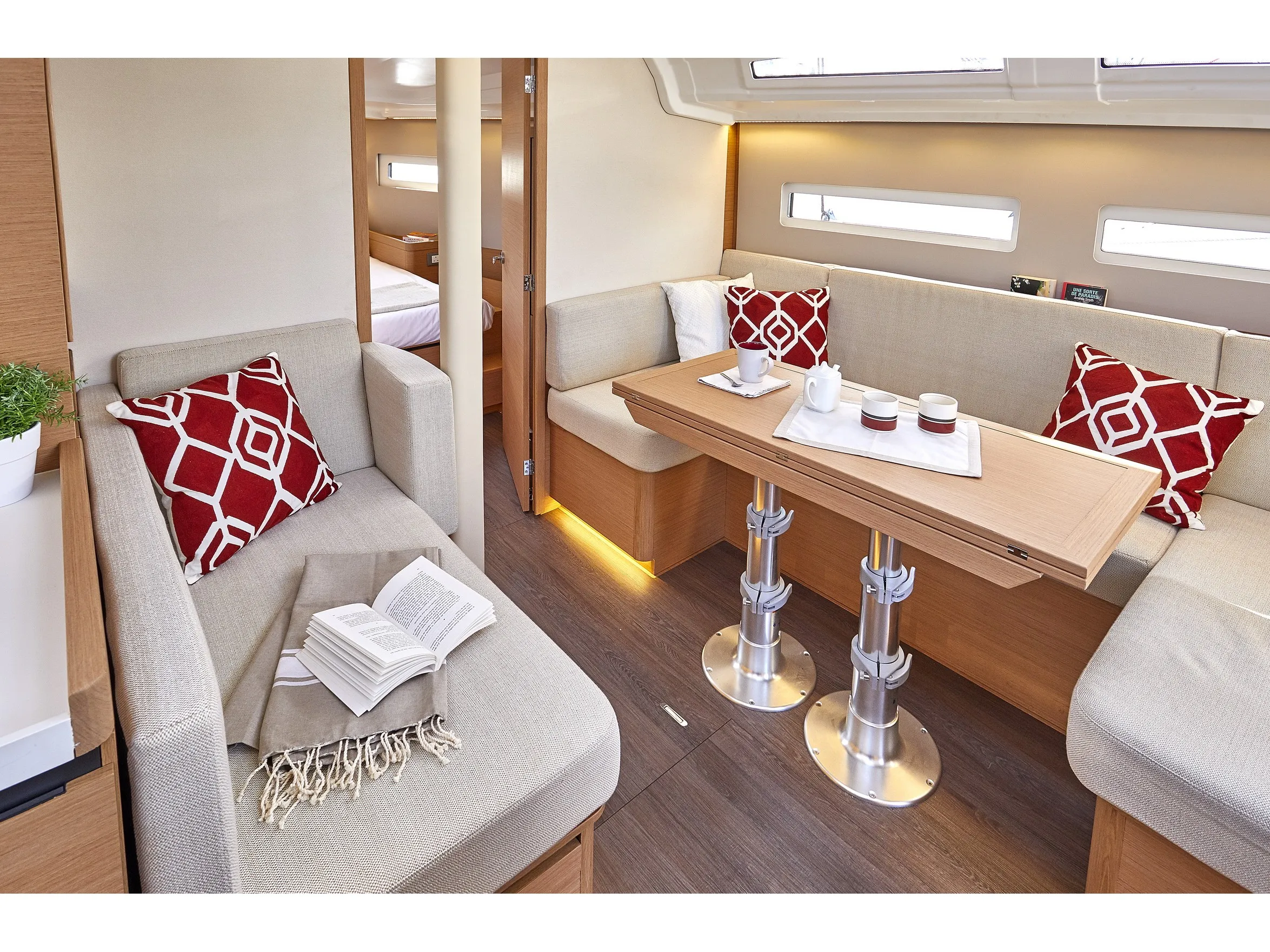 Sun Odyssey 410 Bonjour — фотография яхты 6