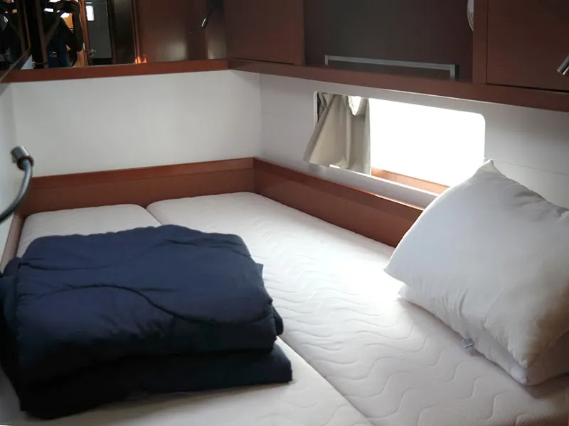 Oceanis 55 Dreamer — yacht photo 4