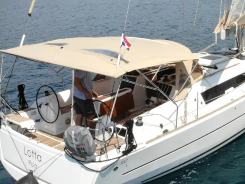 Dufour 382 Grand Large Lotta — фотография яхты 9
