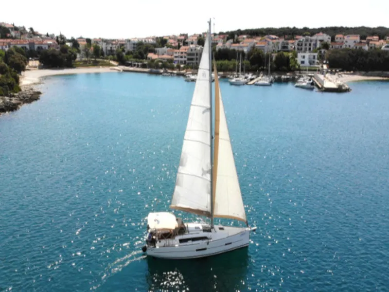 Dufour 382 Grand Large Lotta — фотография яхты 16