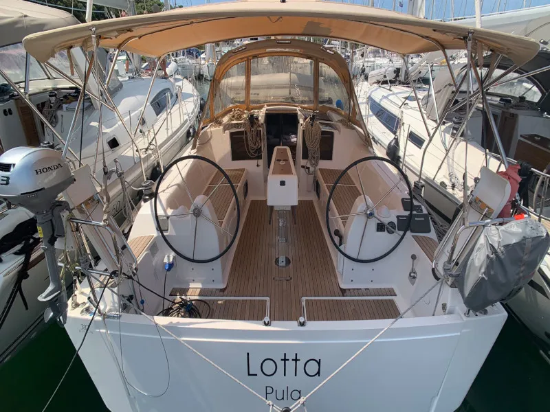 Dufour 382 Grand Large Lotta — фотография яхты 12