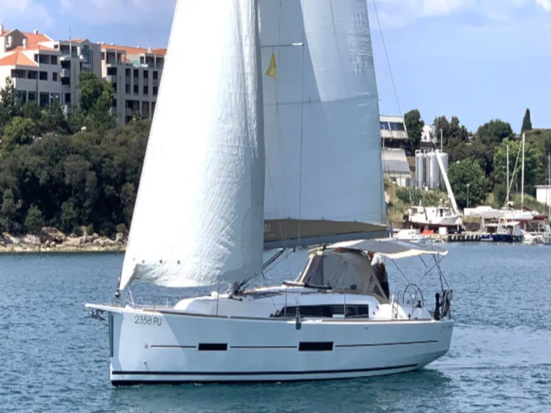 Dufour 382 Grand Large Lotta — фотография яхты 5