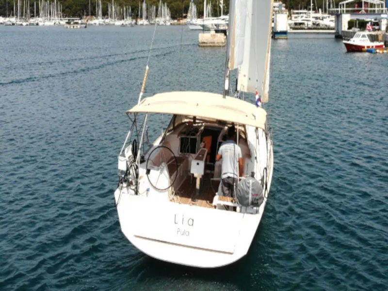 Dufour 382 Grand Large Lia — фотография яхты 2