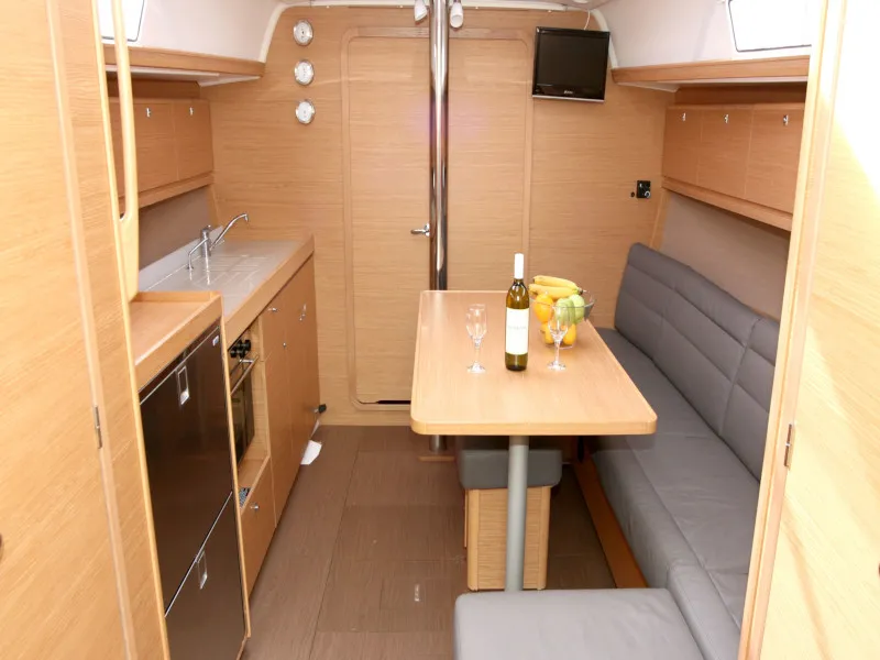 Dufour 382 Grand Large Lia — фотография яхты 7