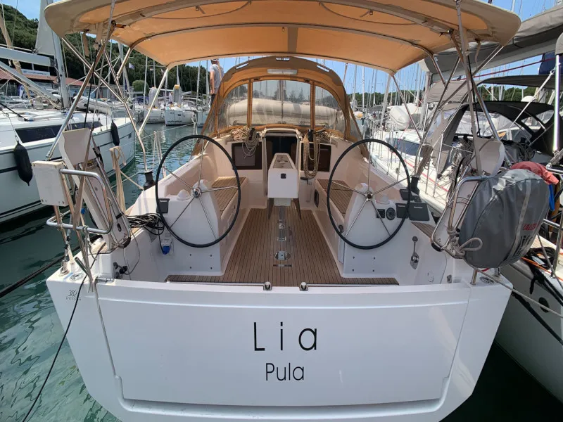Dufour 382 Grand Large Lia — фотография яхты 15