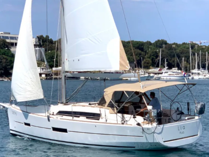 Dufour 382 Grand Large Lia — фотография яхты 20