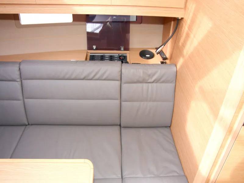 Dufour 382 Grand Large Lia — фотография яхты 3