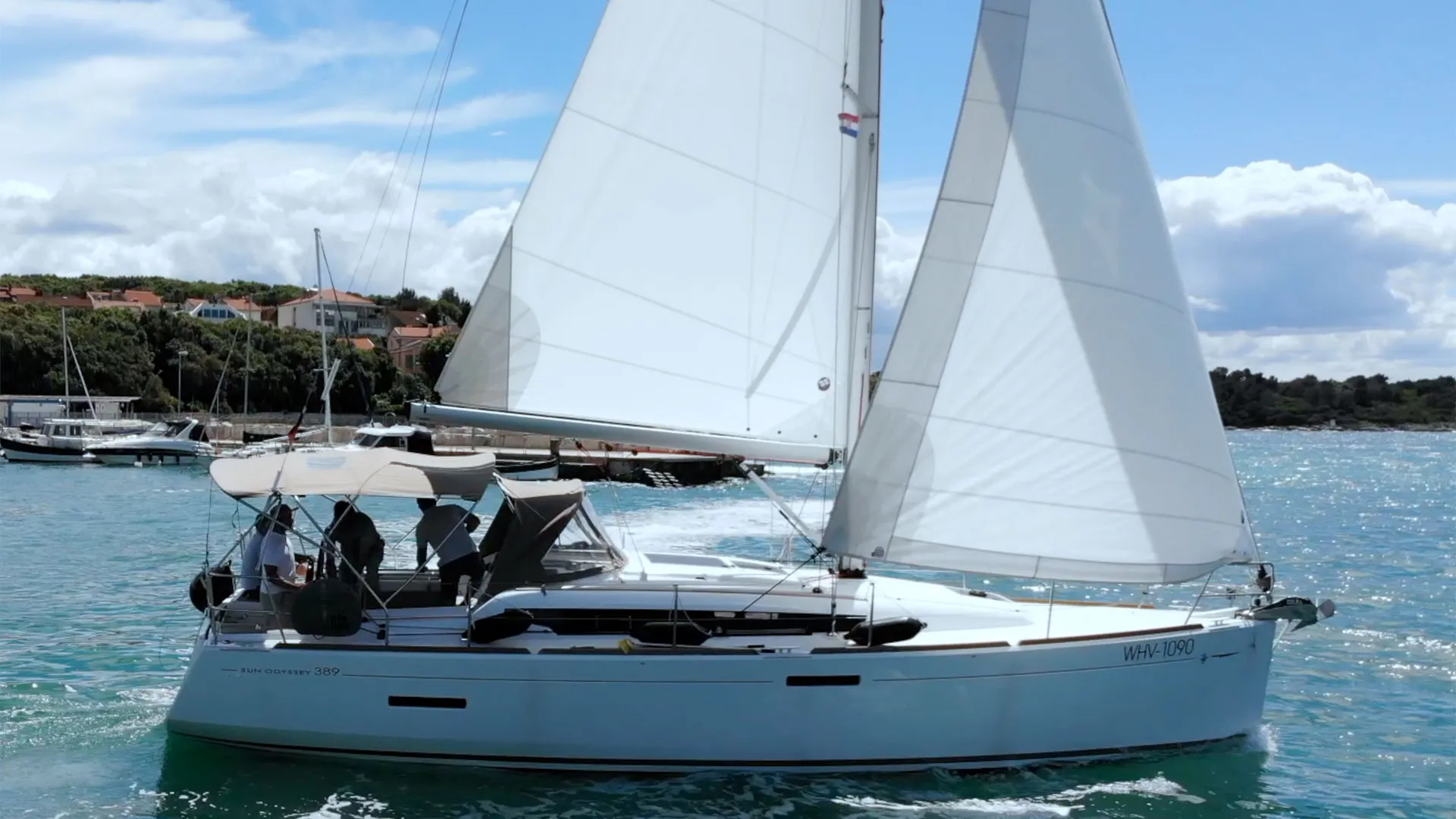 Sun Odyssey 389 Tina — фотография яхты 16