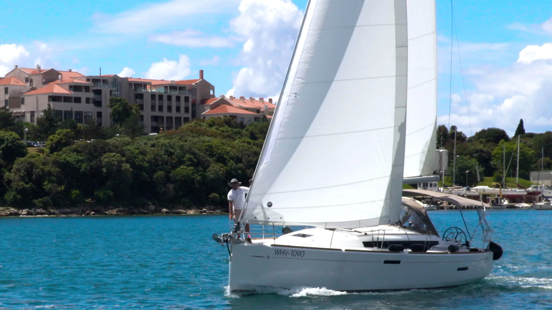 Sun Odyssey 389 Tina — фотография яхты 4