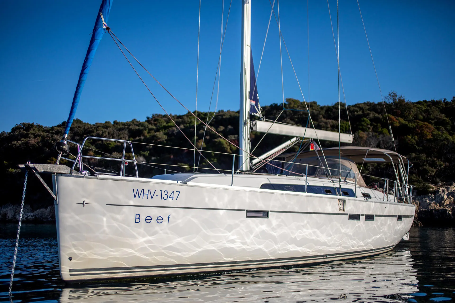 Bavaria Cruiser 46 Beef — фотография яхты 13