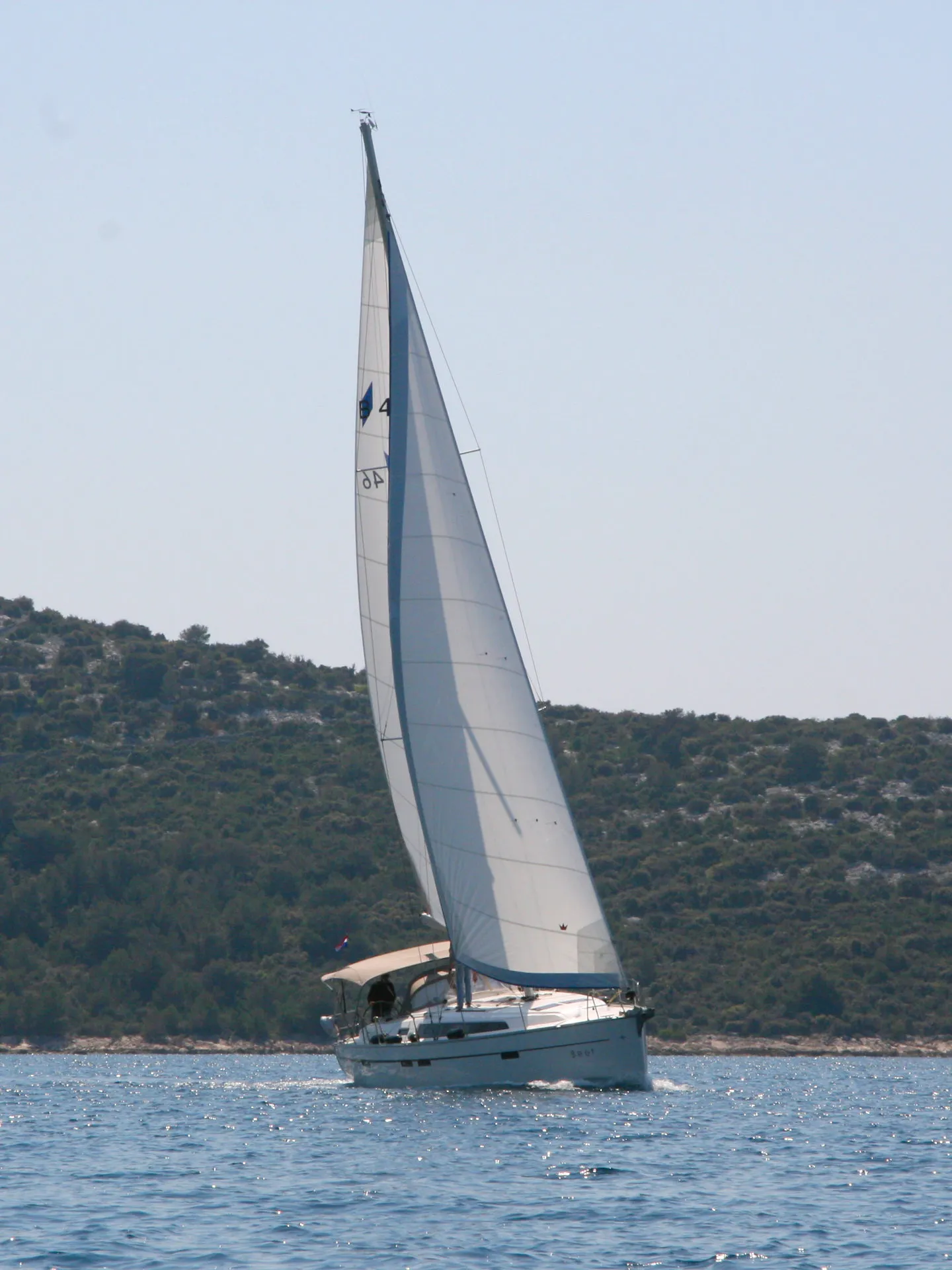 Bavaria Cruiser 46 Beef — фотография яхты 11