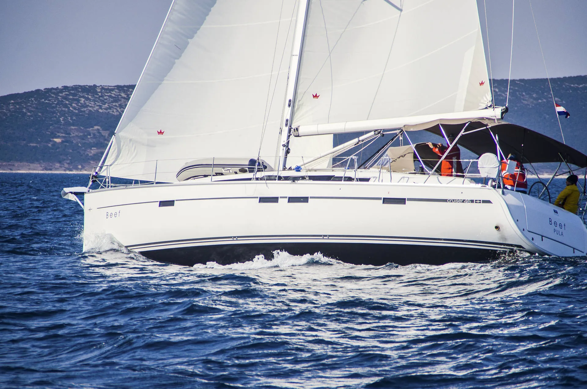 Bavaria Cruiser 46 Beef — фотография яхты 24
