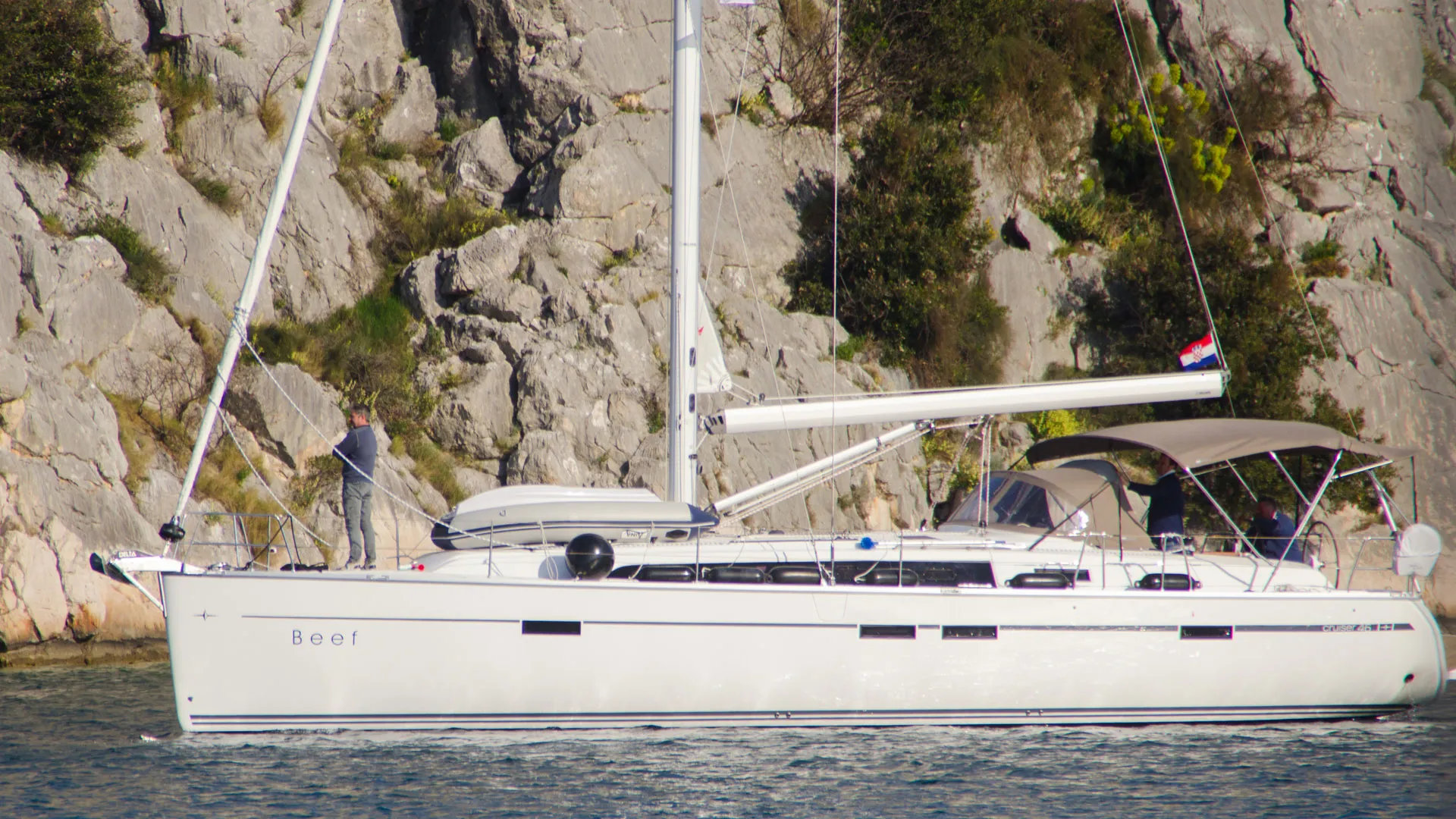Bavaria Cruiser 46 Beef — фотография яхты 3