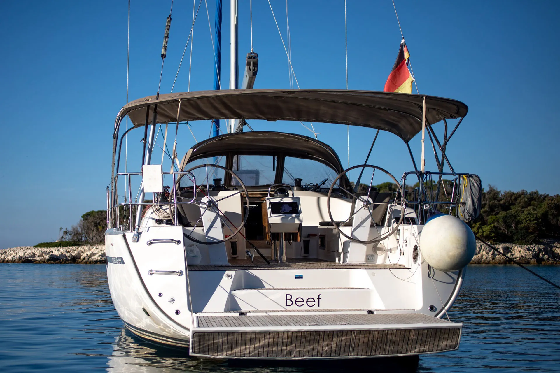 Bavaria Cruiser 46 Beef — фотография яхты 16