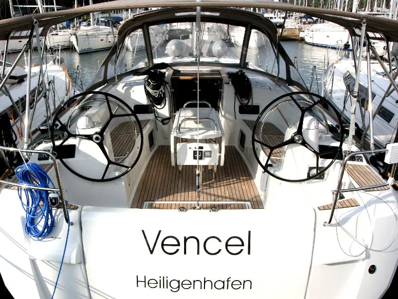 Sun Odyssey 479 Vencel — фотография яхты 17