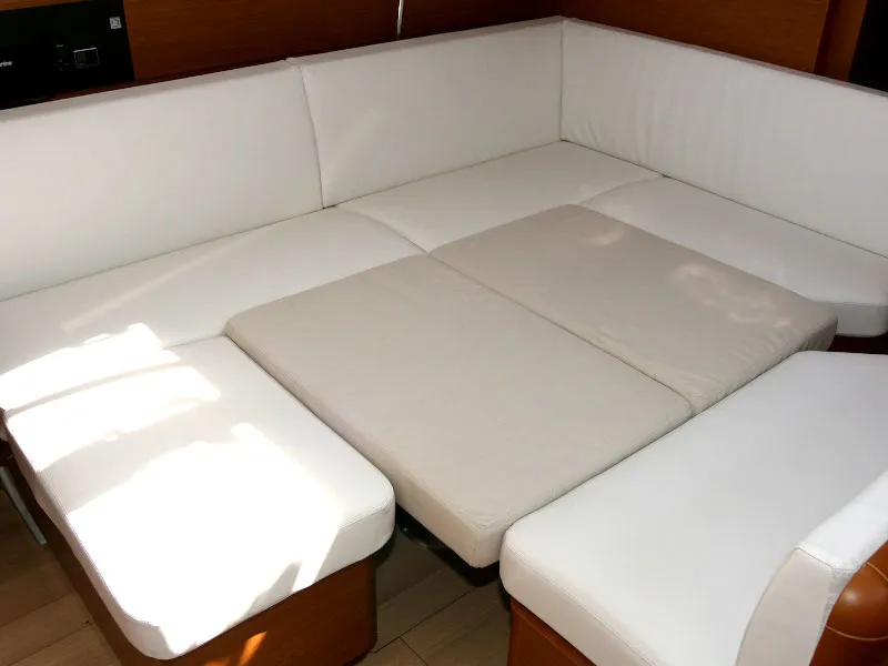 Sun Odyssey 479 Vencel — фотография яхты 18